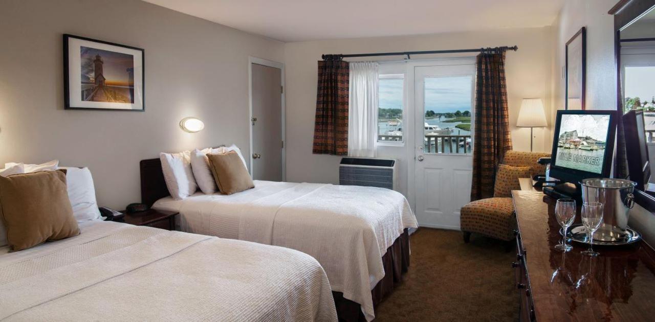The Hotel At Cape Ann Marina Gloucester Esterno foto