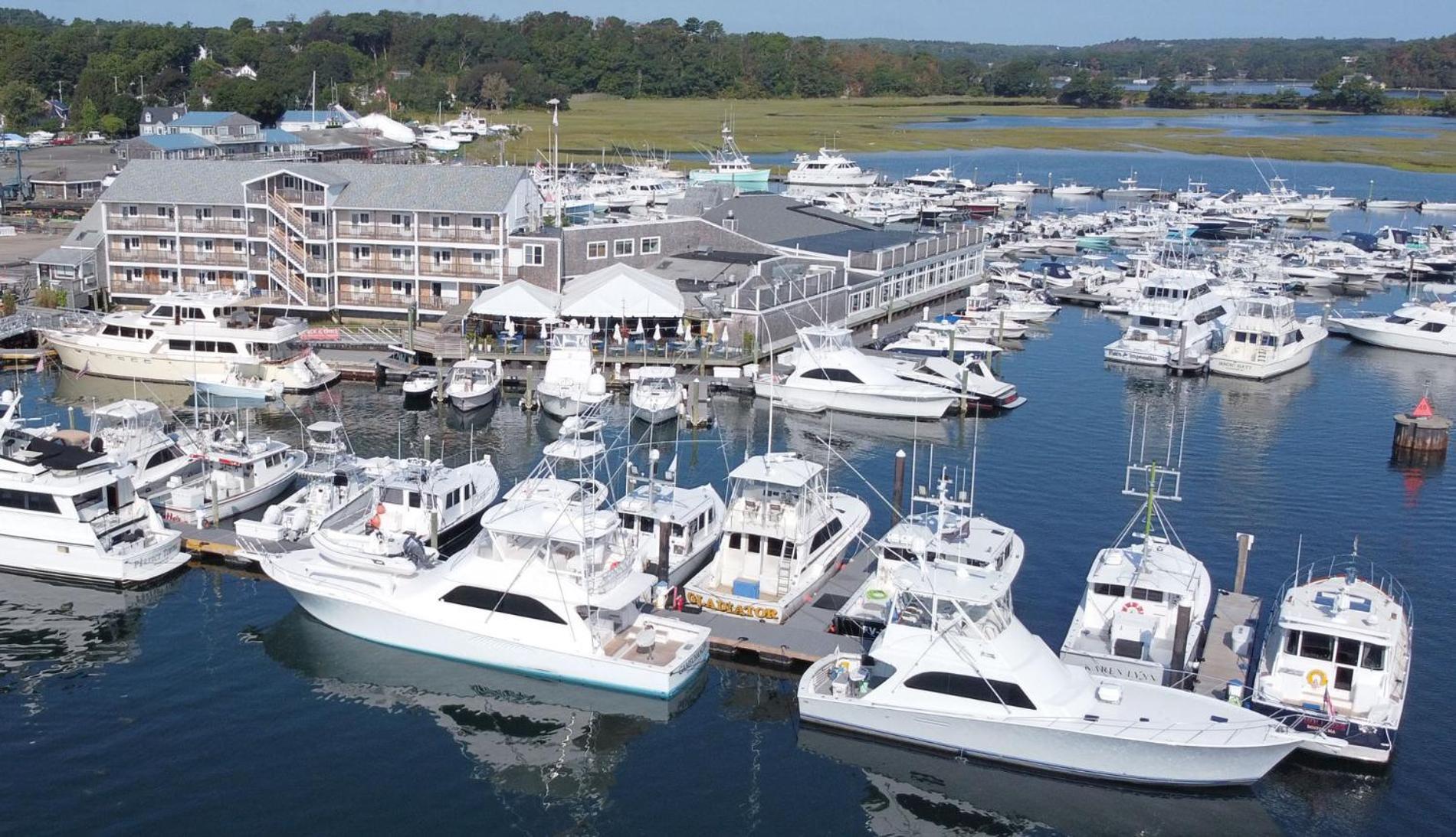 The Hotel At Cape Ann Marina Gloucester Esterno foto