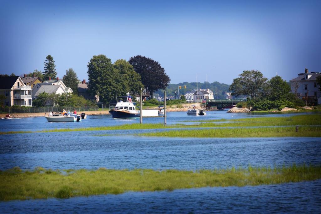 The Hotel At Cape Ann Marina Gloucester Esterno foto